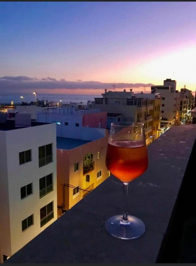 The White Heart House - Attic Sea View Apartment Los Cristianos  Ngoại thất bức ảnh