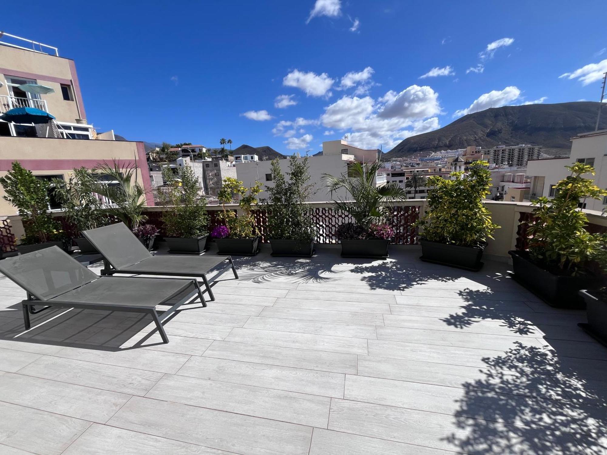 The White Heart House - Attic Sea View Apartment Los Cristianos  Ngoại thất bức ảnh