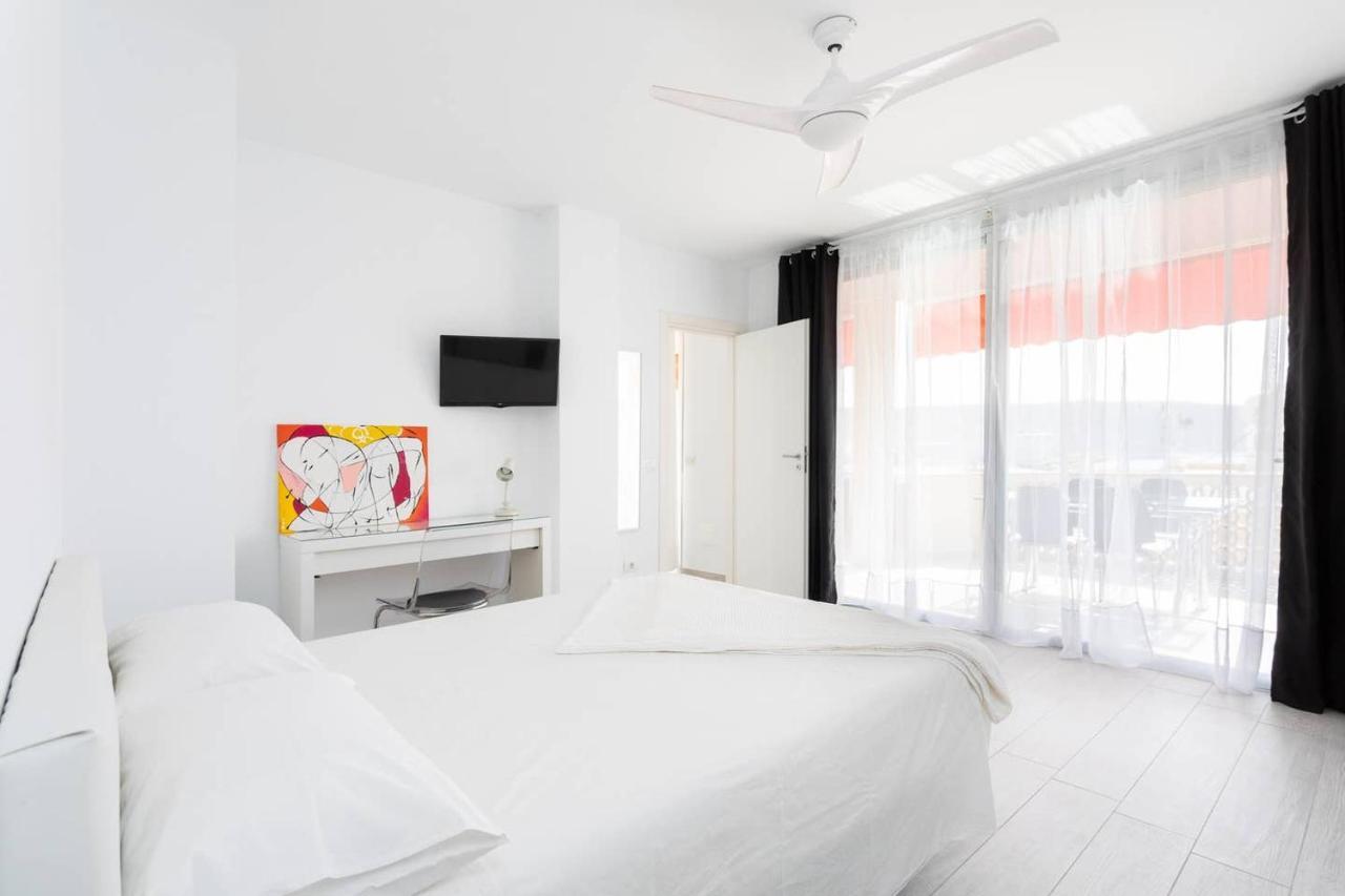 The White Heart House - Attic Sea View Apartment Los Cristianos  Ngoại thất bức ảnh