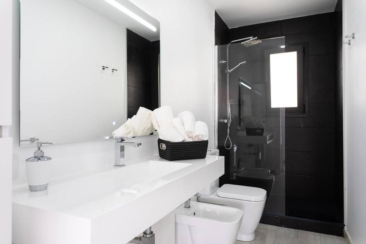 The White Heart House - Attic Sea View Apartment Los Cristianos  Ngoại thất bức ảnh